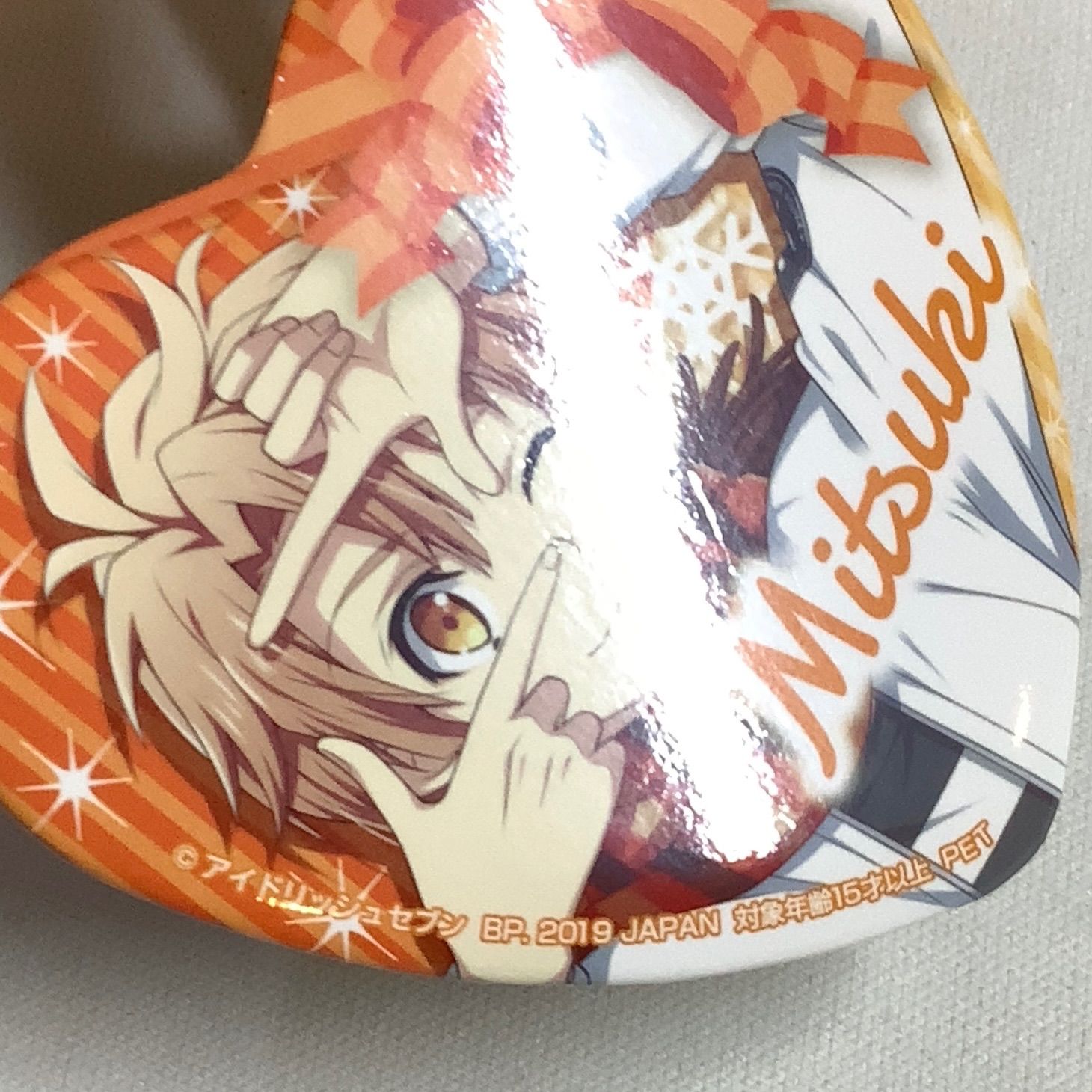 アイドリッシュセブン　和泉三月　缶バッジ アイドリッシュセブン 和泉三月 ハート型 缶バッジ - メルカリ