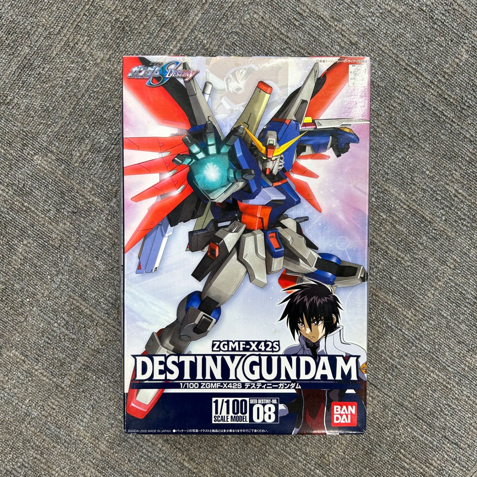新品未組立・初回特典付】1/100 デスティニーガンダム 美品 箱・説明