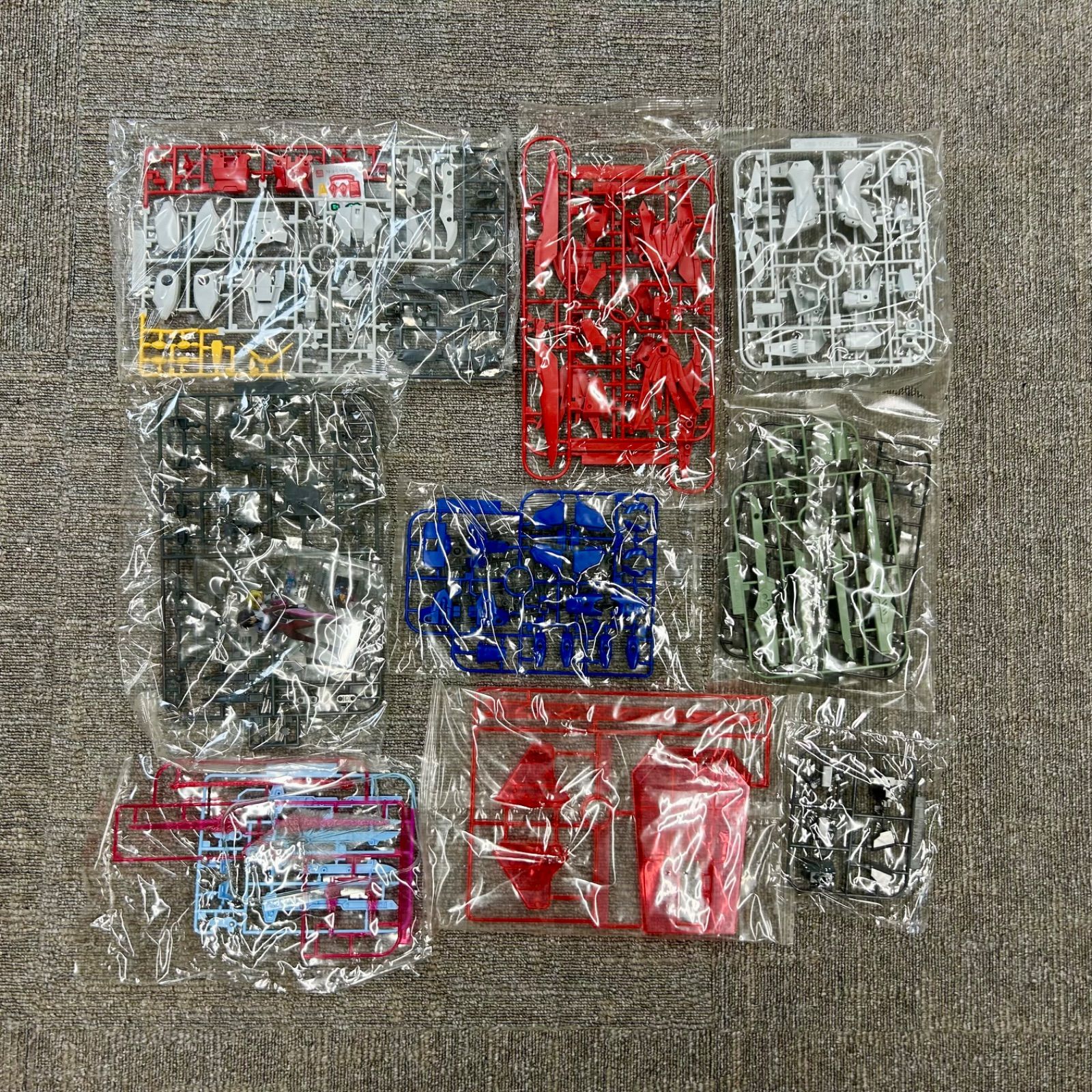 新品未組立・初回特典付】1/100 デスティニーガンダム 美品 箱・説明