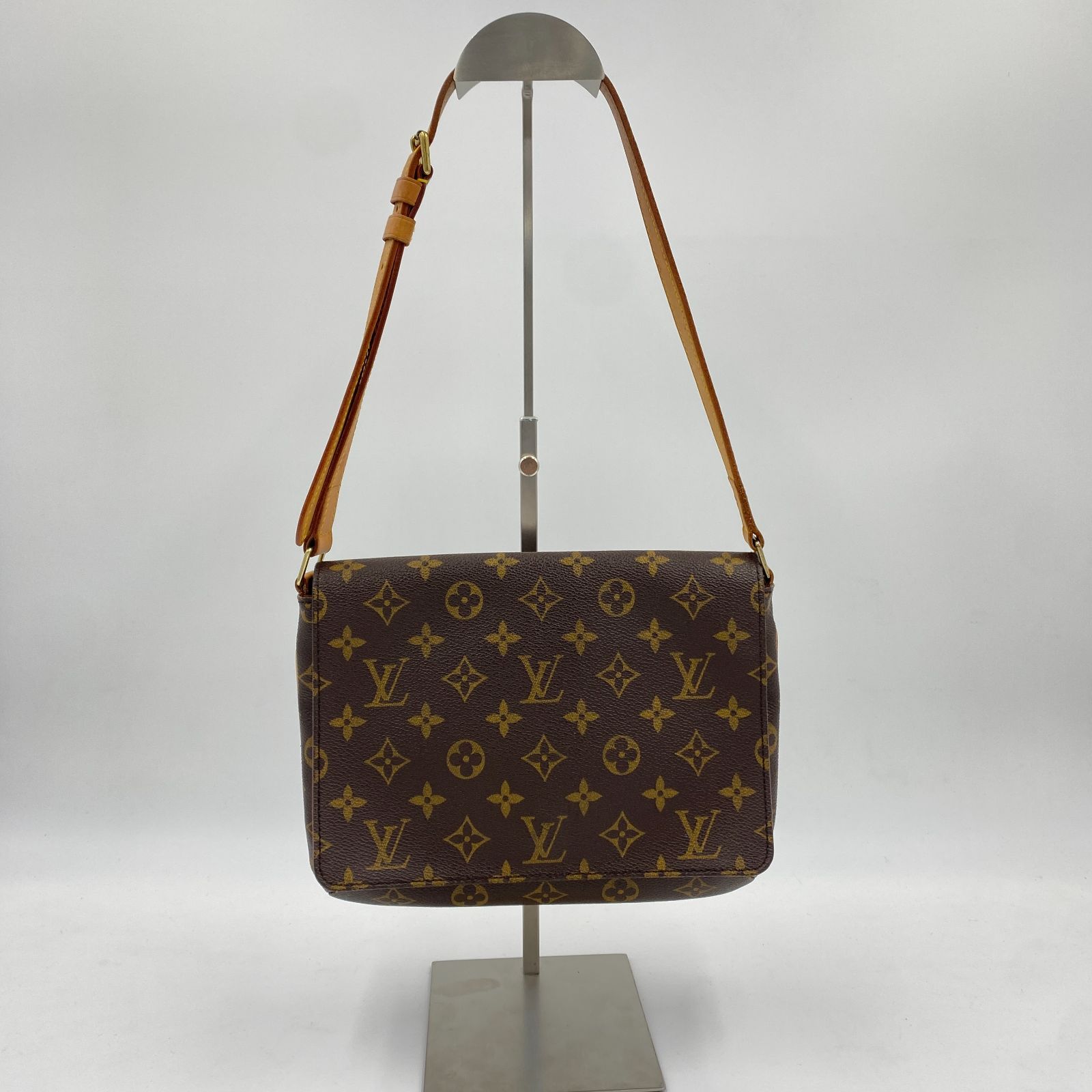 LOUIS VUITTON ルイヴィトン ミュゼットタンゴ　ショートショルダー