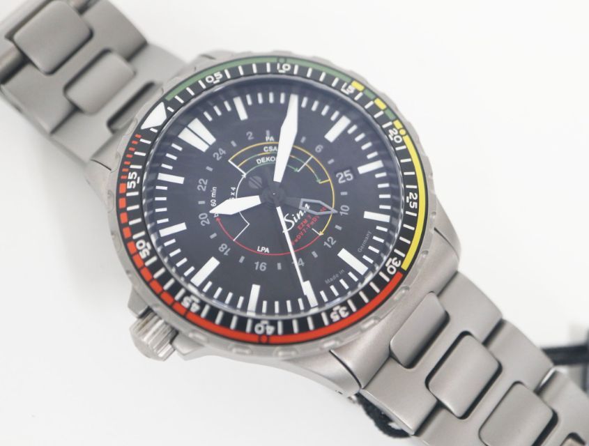 ジン Sinn 857.EZM-7M ステンレス テギメント加工 ブラック 43.0mm