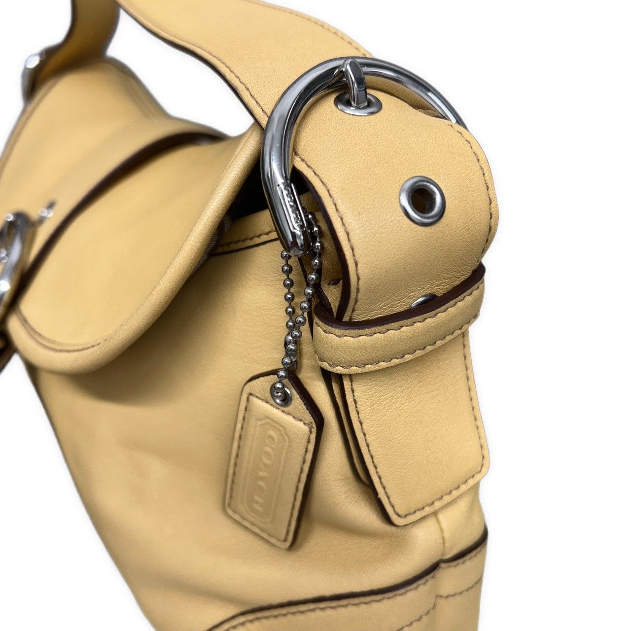 コーチ　ショルダーバッグ　ホーボー　スエード　ソーホー　イエロー　ワンショルダー COACH コーチ ショルダーバッグ ソーホー ワンショルダー レザー