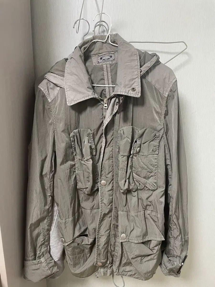C.P. COMPANY シーピーカンパニー ウィンドブレーカー 33,787円