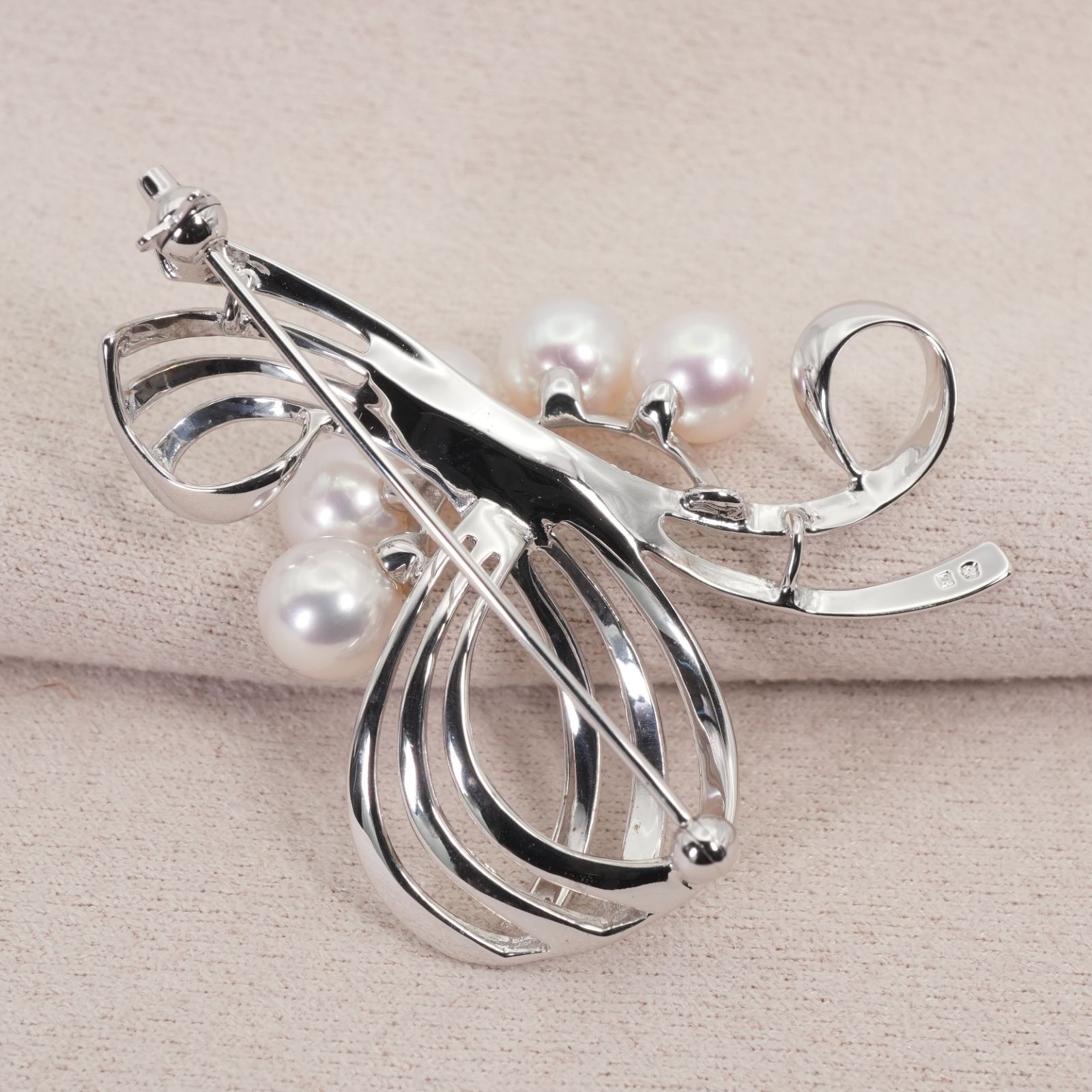【美品】MIKIMOTO パール 5P ブローチ シルバー 89 美品 ミキモト シルバー アコヤ真珠 5P リボン ブローチ /26-1189