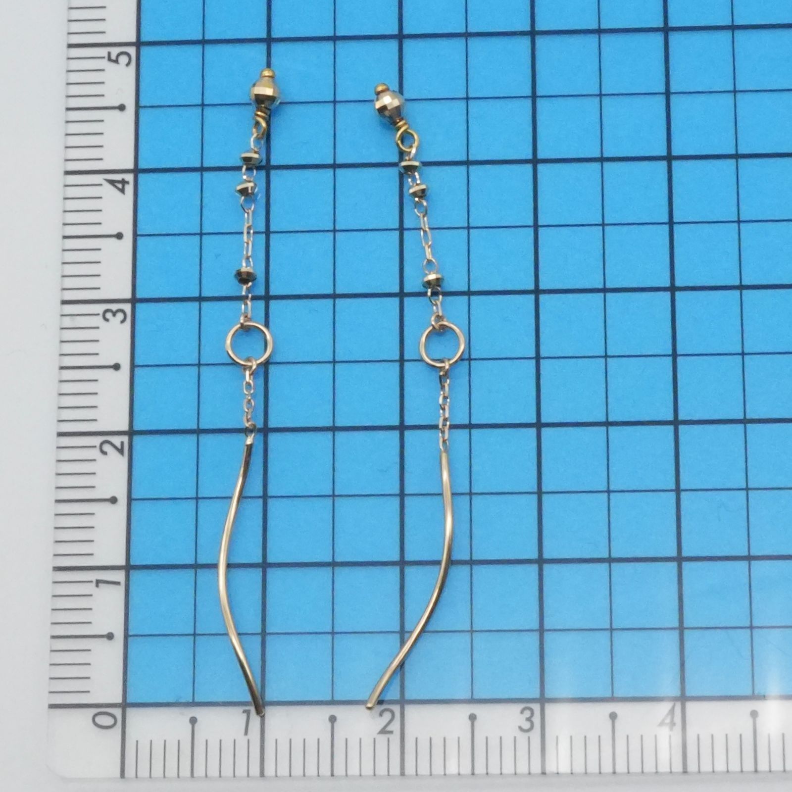美品 アガット K10 ミラーボール ウェーブ ピアスチャーム /26-1532