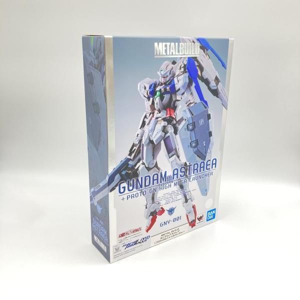 中古】バンダイ METAL BUILD ガンダムアストレア+プロトGNハイメガ