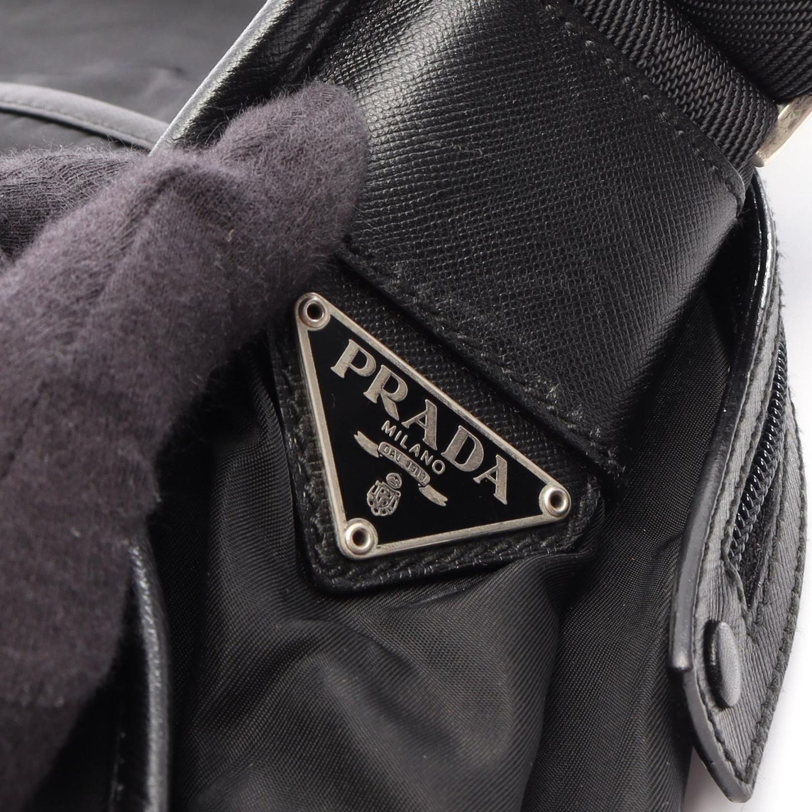 プラダ PRADA ショルダーバッグ メッセンジャーバッグ V165X ブラック