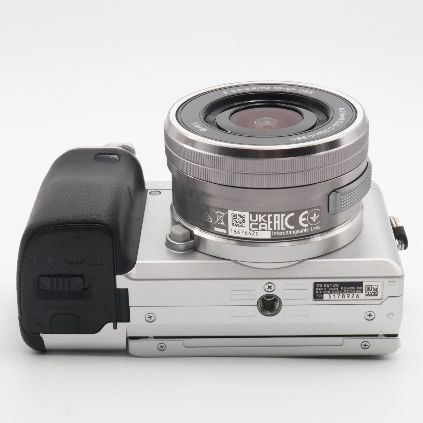 シャッター回数：2800回】SONY α6400 パワーズームレンズキット ILCE