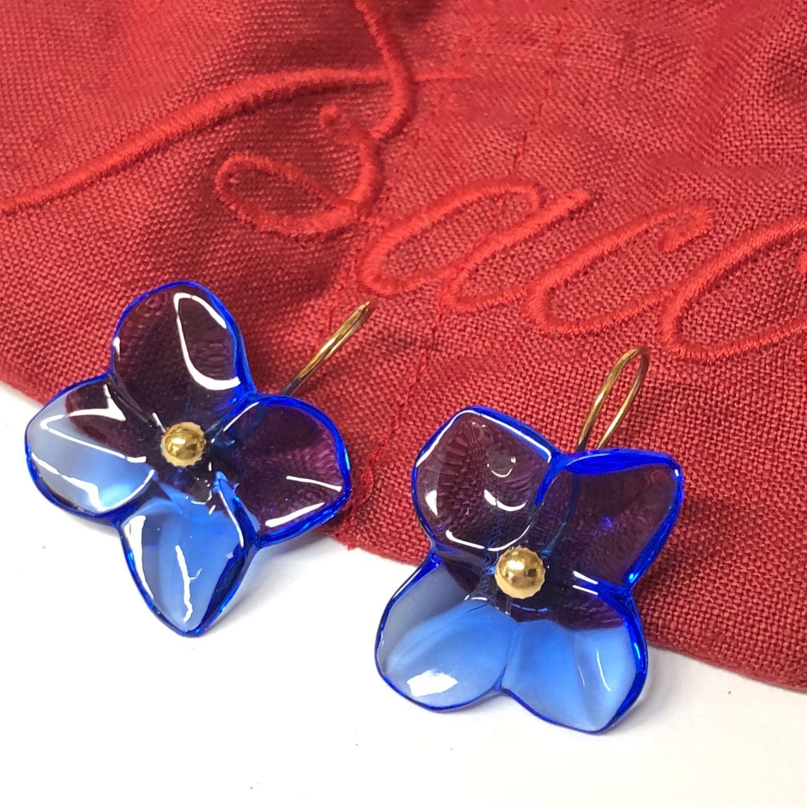 m001 C1 バカラ Baccarat オルテンシア フラワー ピアス K18 750 ブルー クリスタルガラス レディースアクセサリー