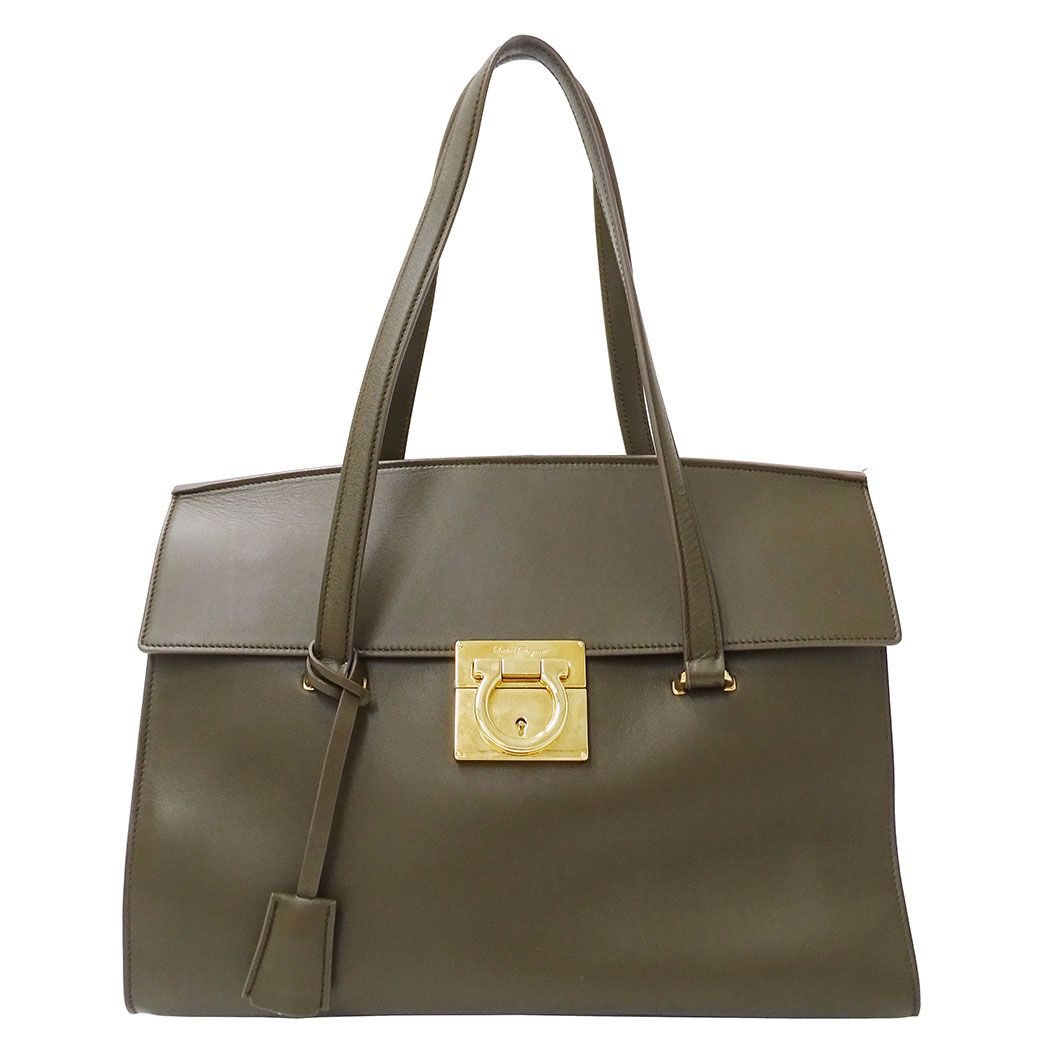 フェラガモ Ferragamo バッグ レディース ブランド ハンドバッグ ガンチーニ レザー カーキグリーン DY-21 F818 手持ち おしゃれ フラップ式 大人 通勤 おでかけ 【中古】
