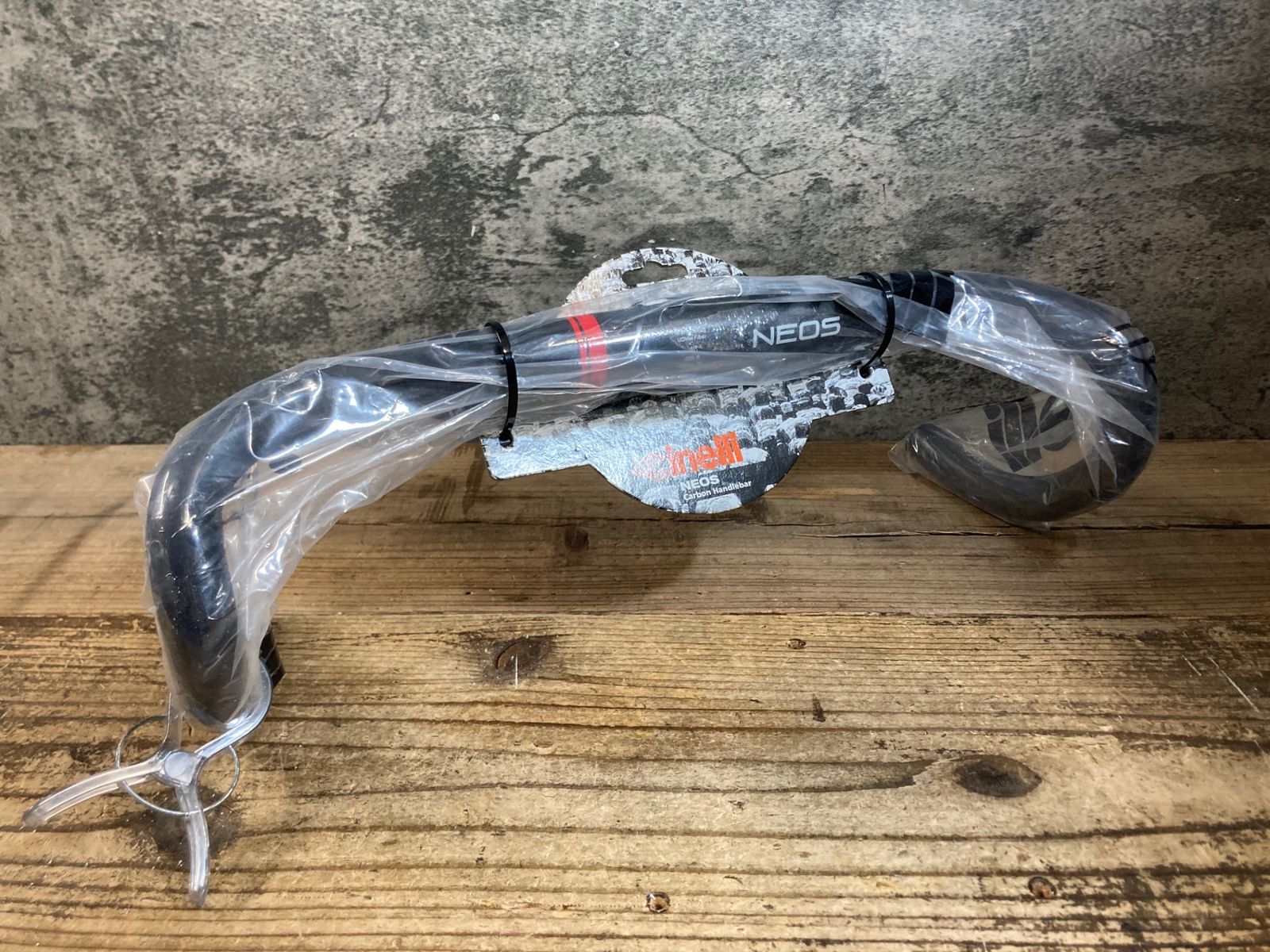 KH844 チネリ CINELLI ネオス NEOS カーボン ドロップハンドル エンドC-C400mm Φ31.8 未使用