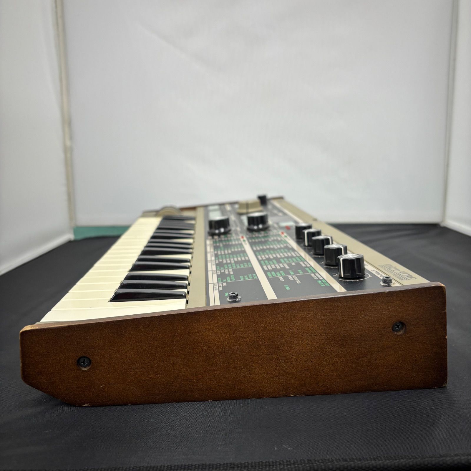 コルグ出品 動作未確認】KORG microKORG シンセサイザー本体のみ オーディオ機器