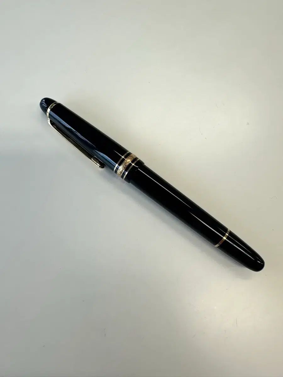 MONT BLANC モンブラン 145 F닙 14k 42,260円