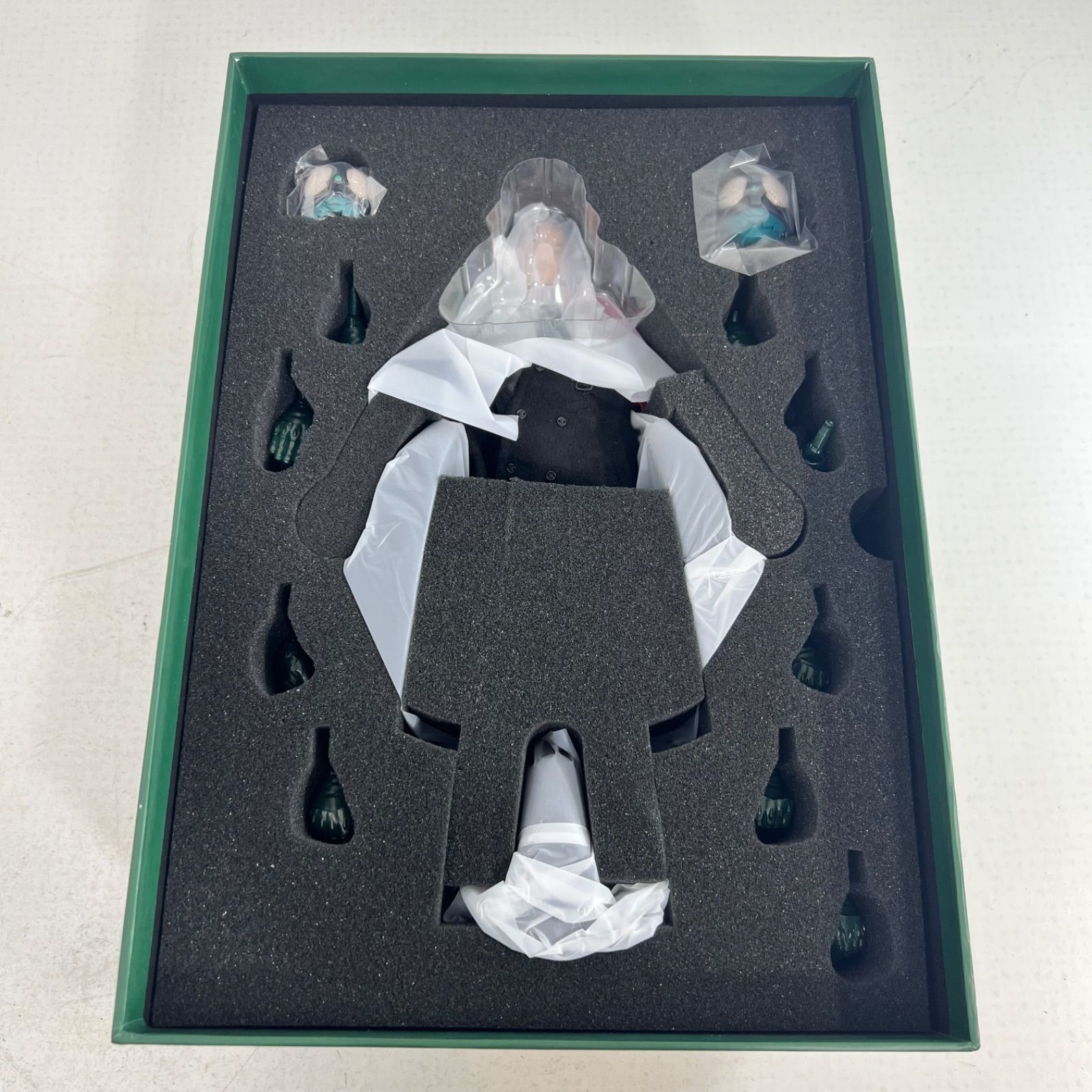 新品未使用】メディコム RAH 仮面ライダー(シン・仮面ライダー) BATTA
