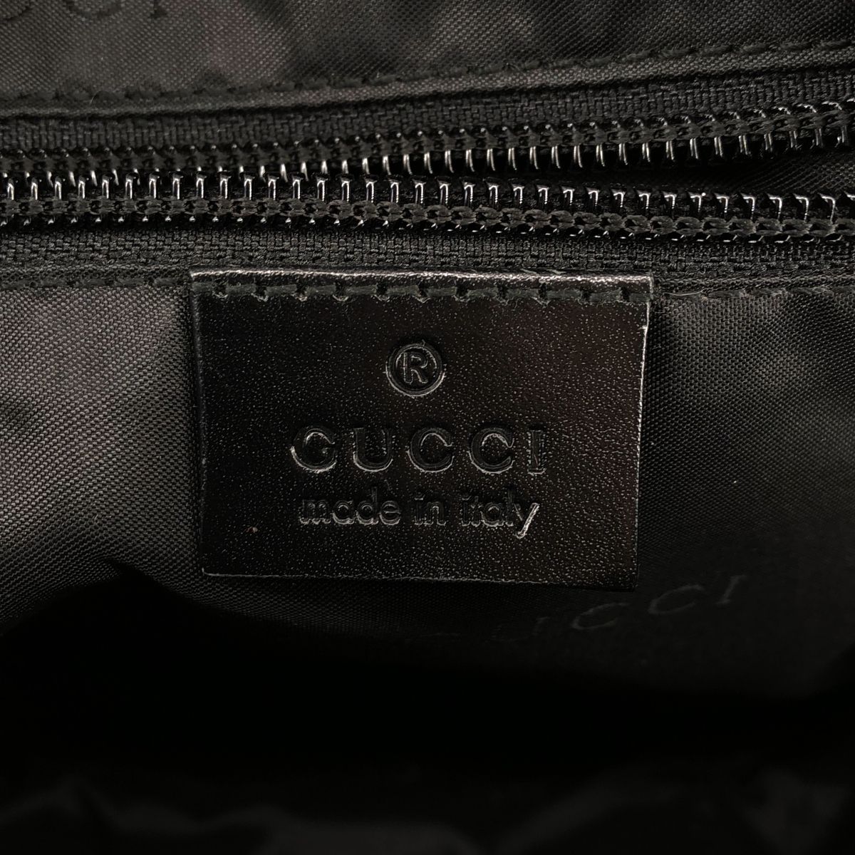 GUCCI / グッチ | ナイロン レザー ロゴプレート ショルダーバッグ
