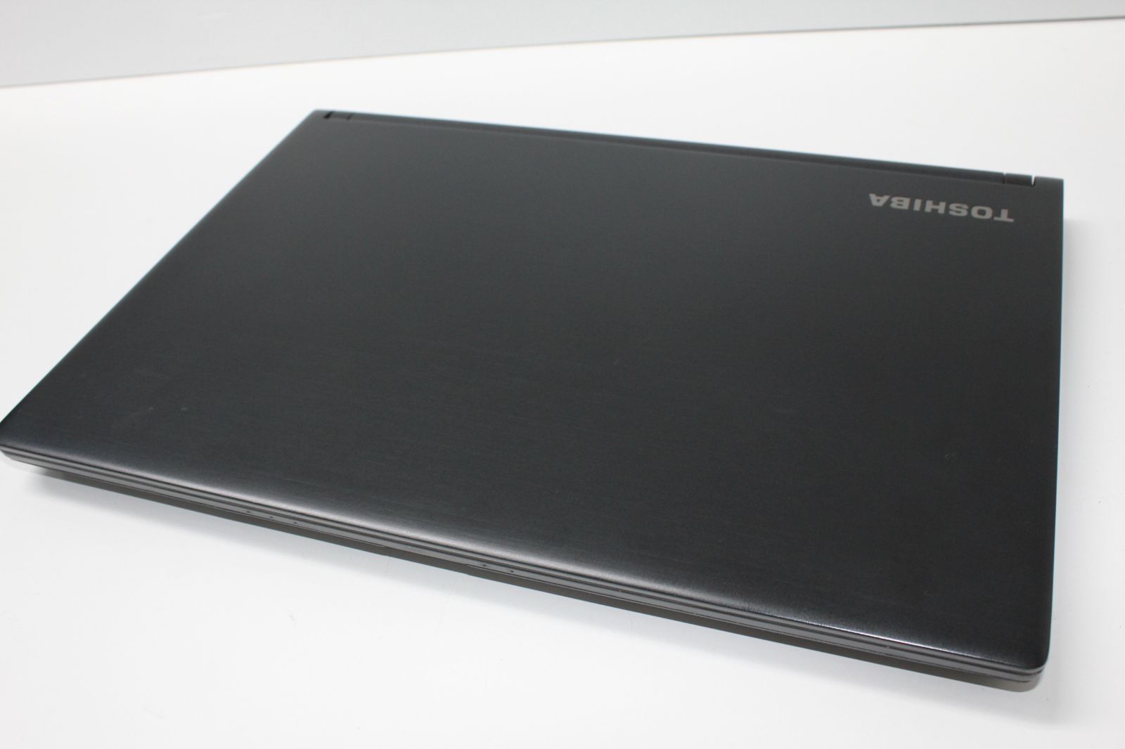 中古ノートPC】東芝〈dynabook R73/D〉第6世代Core i5/SSD256GB/メモリ