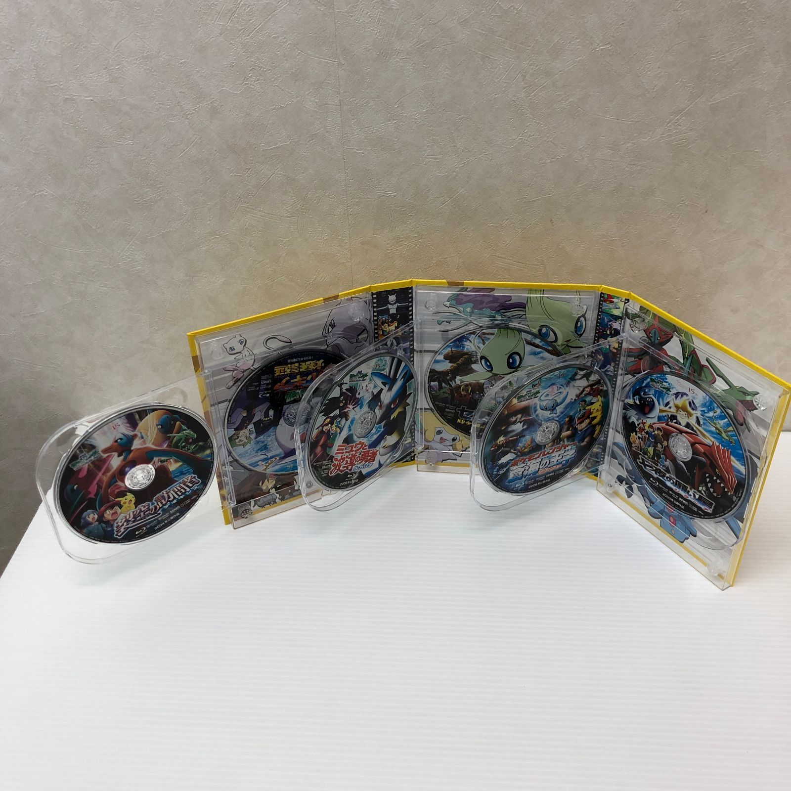 Blu-ray] PIKACHU THE MOVIE PREMIUM BOX 1998-2010 ※帯なし、BOXに