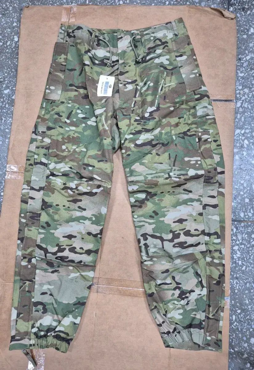 ミリタリー 正規品 3世代 レベル6 パックライト 新モデル GORE-TEX スモール Regular 靴 出品