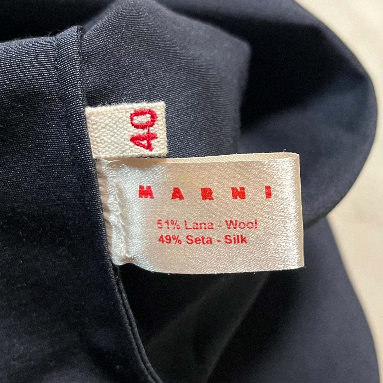 MARNI シルク100%ドレス 40サイズ MARNI マルニ ウールシルク混 ワンピース イタリア製 長袖 ブラック