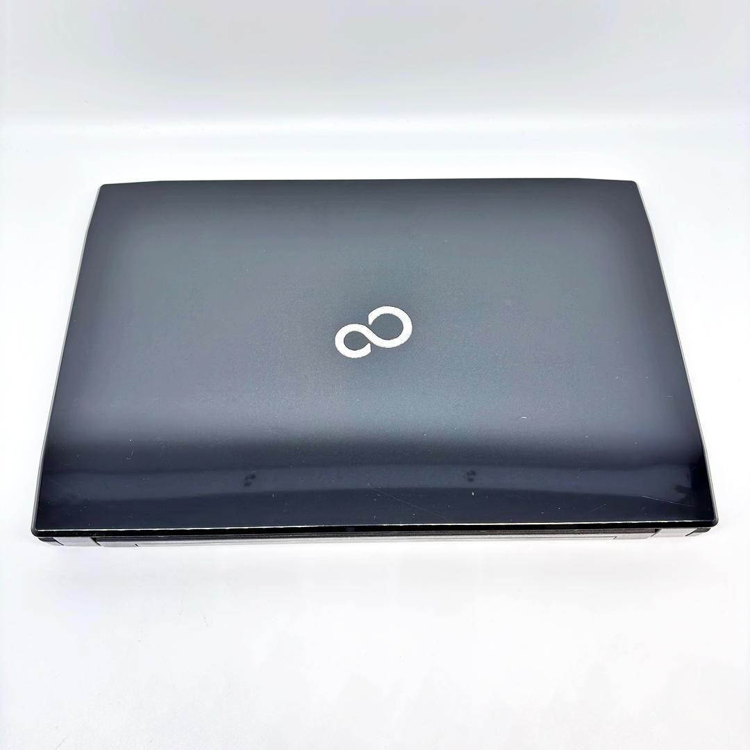 ノートパソコン 富士通 LIFEBOOK Core i7 16GB SSD512GB Windows11