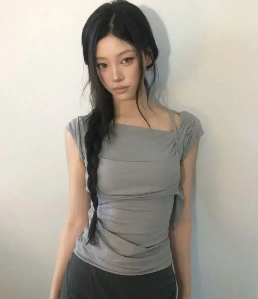 フレアアップ Layered Bustier T-Shirt グレー