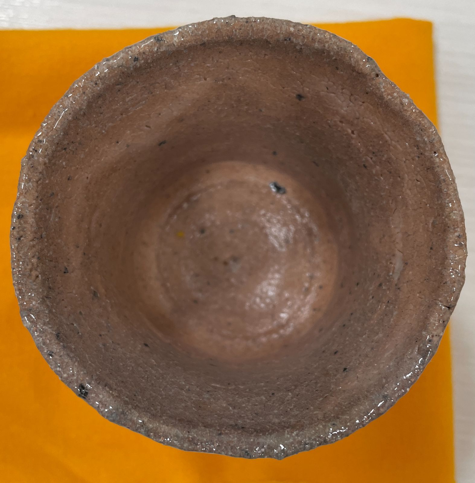 管理番号-P】川上清美ぐい呑 彫唐津 酒器 共箱 布 現状品 - メルカリ