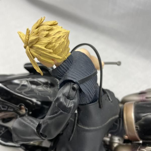 中古】現状/肩アーム欠品)PLAY ARTS改 クラウド・ストライフ