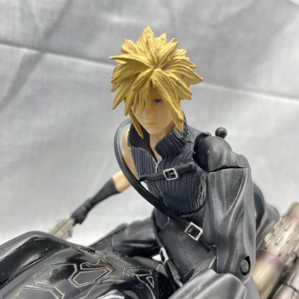中古】現状/肩アーム欠品)PLAY ARTS改 クラウド・ストライフ
