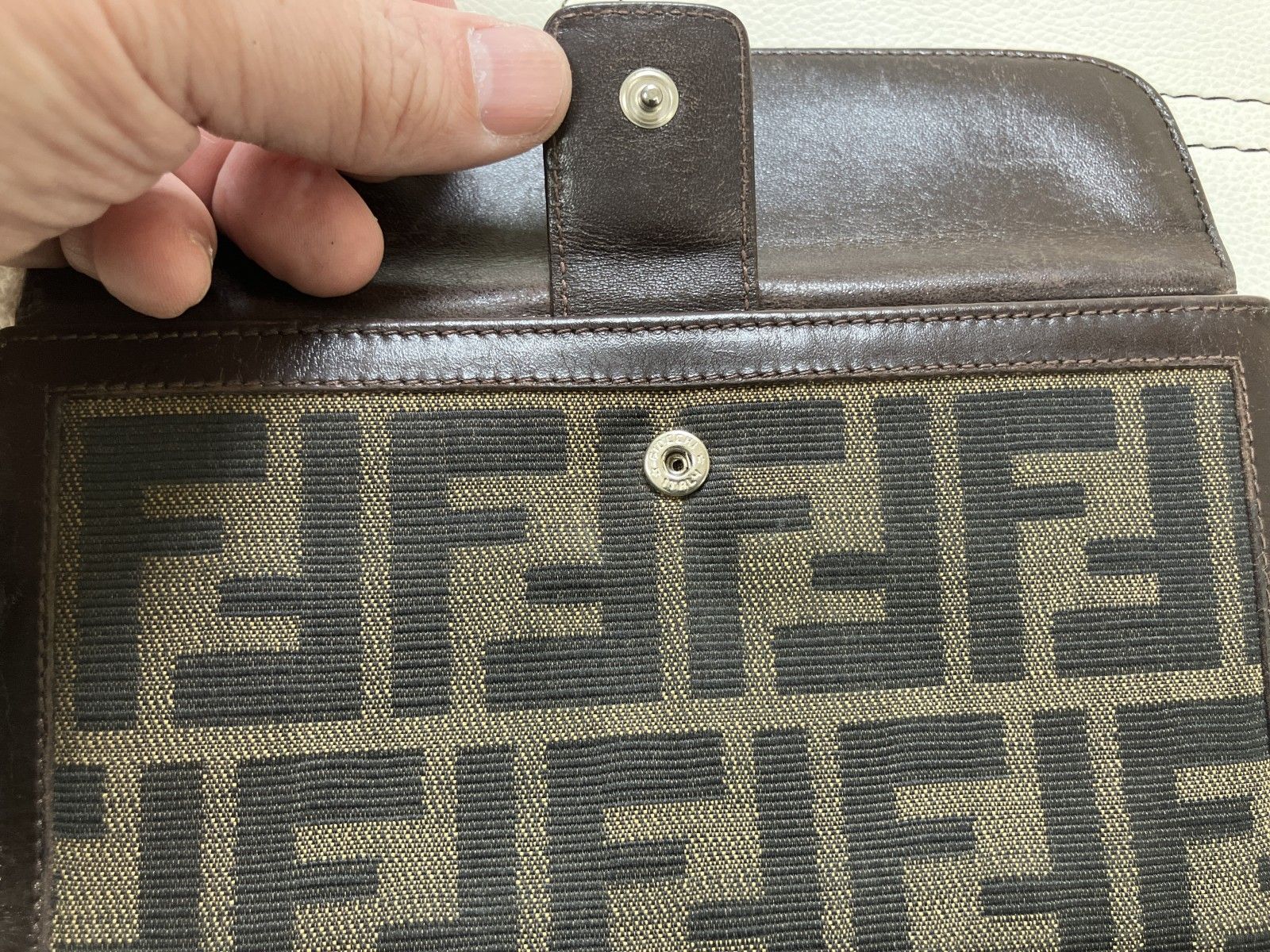 フェンディ FENDI ズッカ FF柄 長財布 二つ折り ロングウォレット