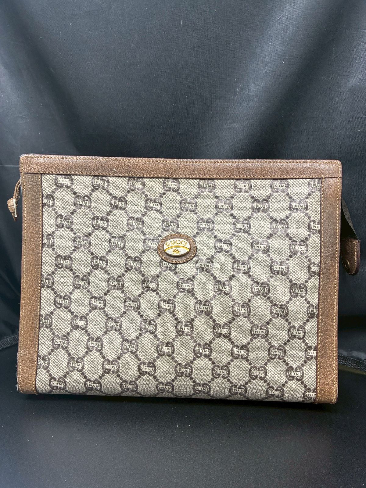 グッチ グッチプラス オールドクラッチバッグ B26030835