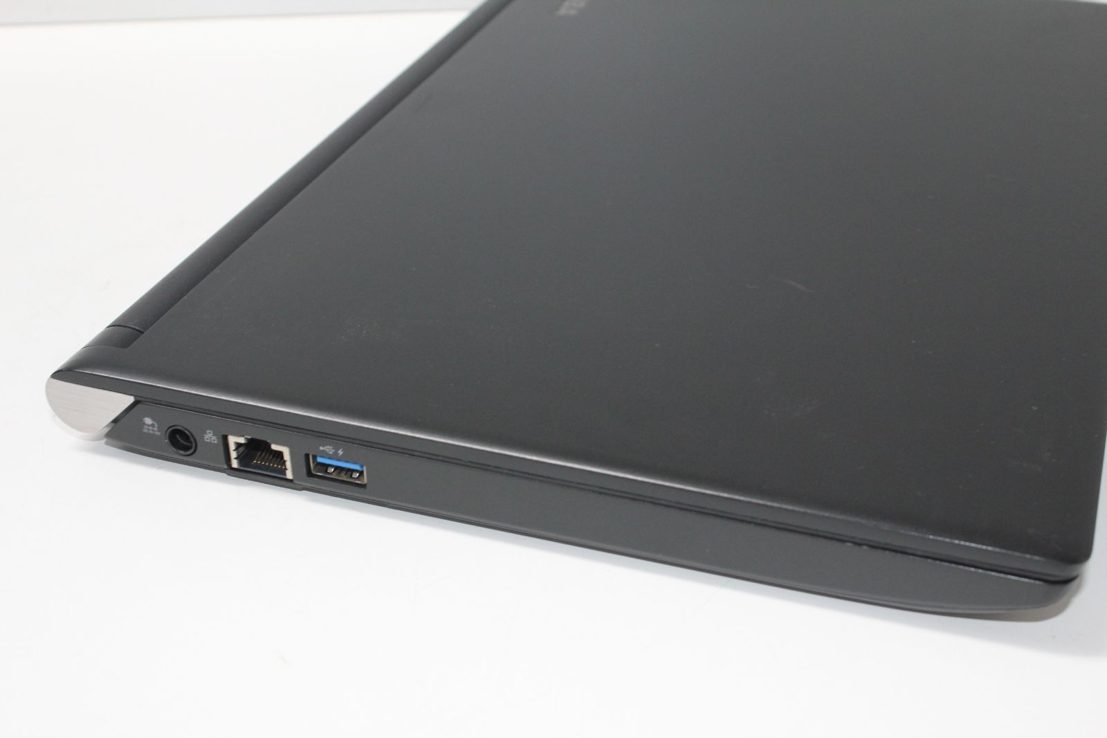 中古ノートPC】東芝〈dynabook R73/D〉第6世代Core i5/SSD128GB/メモリ
