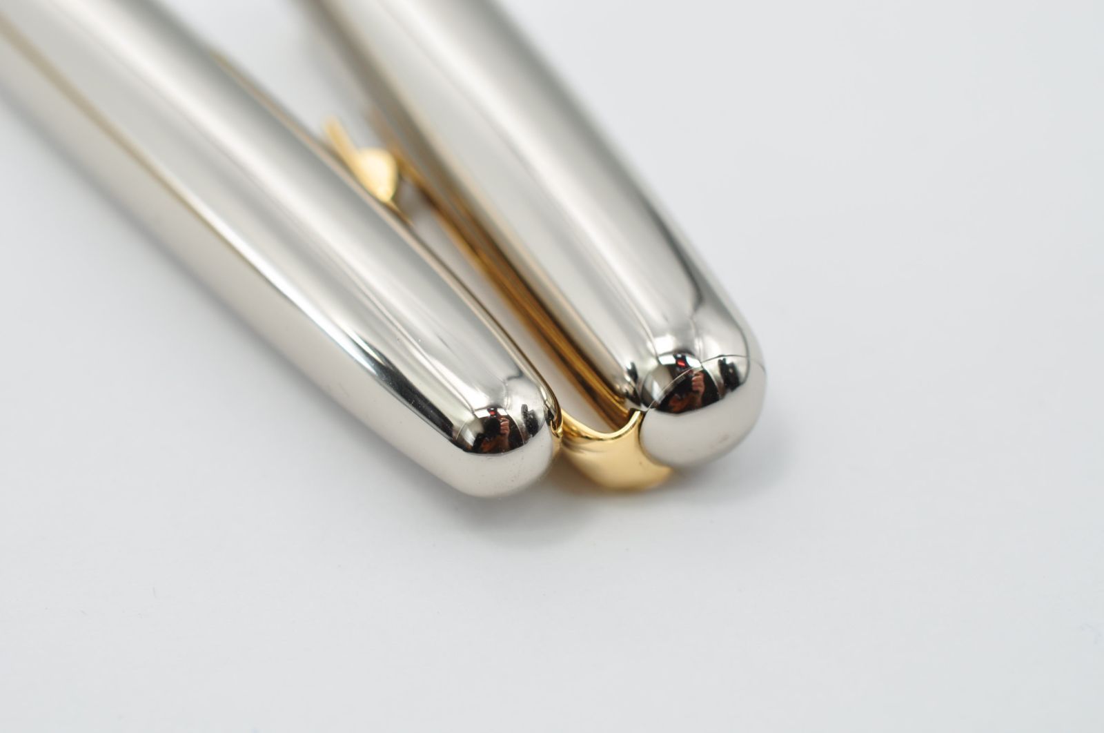 TOMBOW トンボ鉛筆 水性ボールペン ZOOM 909bw クラシック シルバー 銀