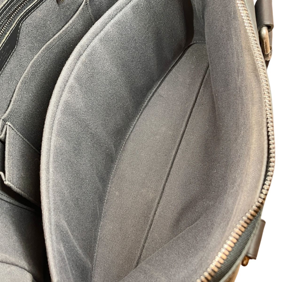 ルイ・ヴィトン LOUIS VUITTON アコマ ユタ ビジネスバッグ ユタレザー