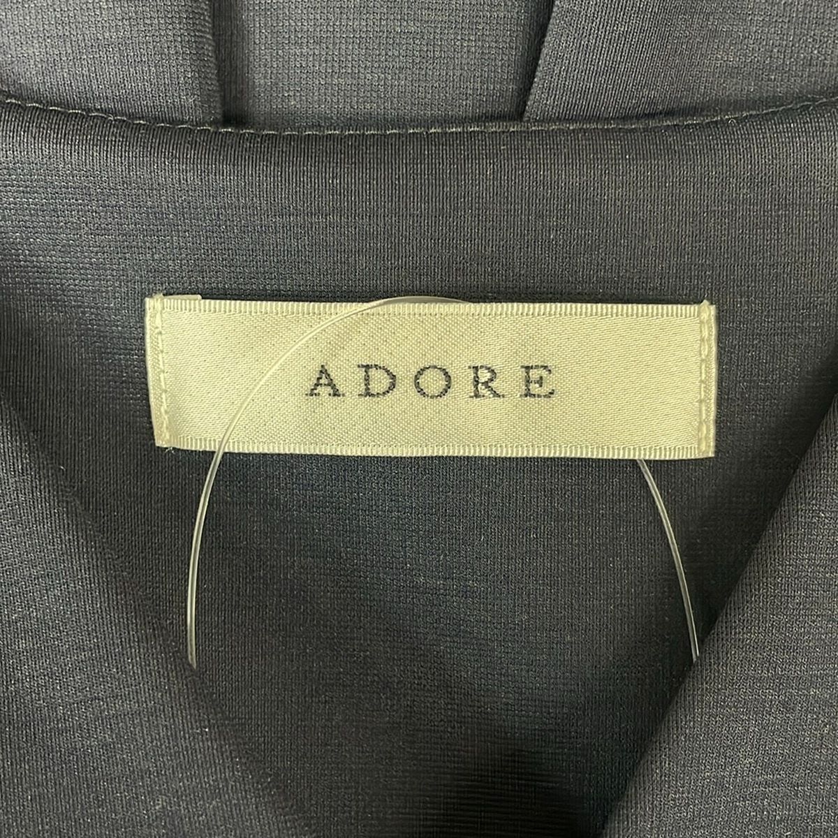 ADORE - アドーア チュニック サイズ38 M新品同様 ADORE(アドーア) チュニック サイズ38 M レディース美品 - ネイビー V