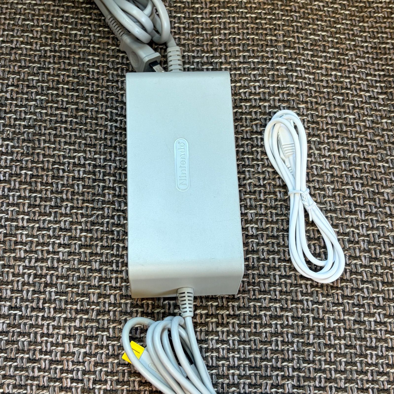 Nintendo Wii U 本体 すぐ遊べるセット マリオカート8付き 32GB