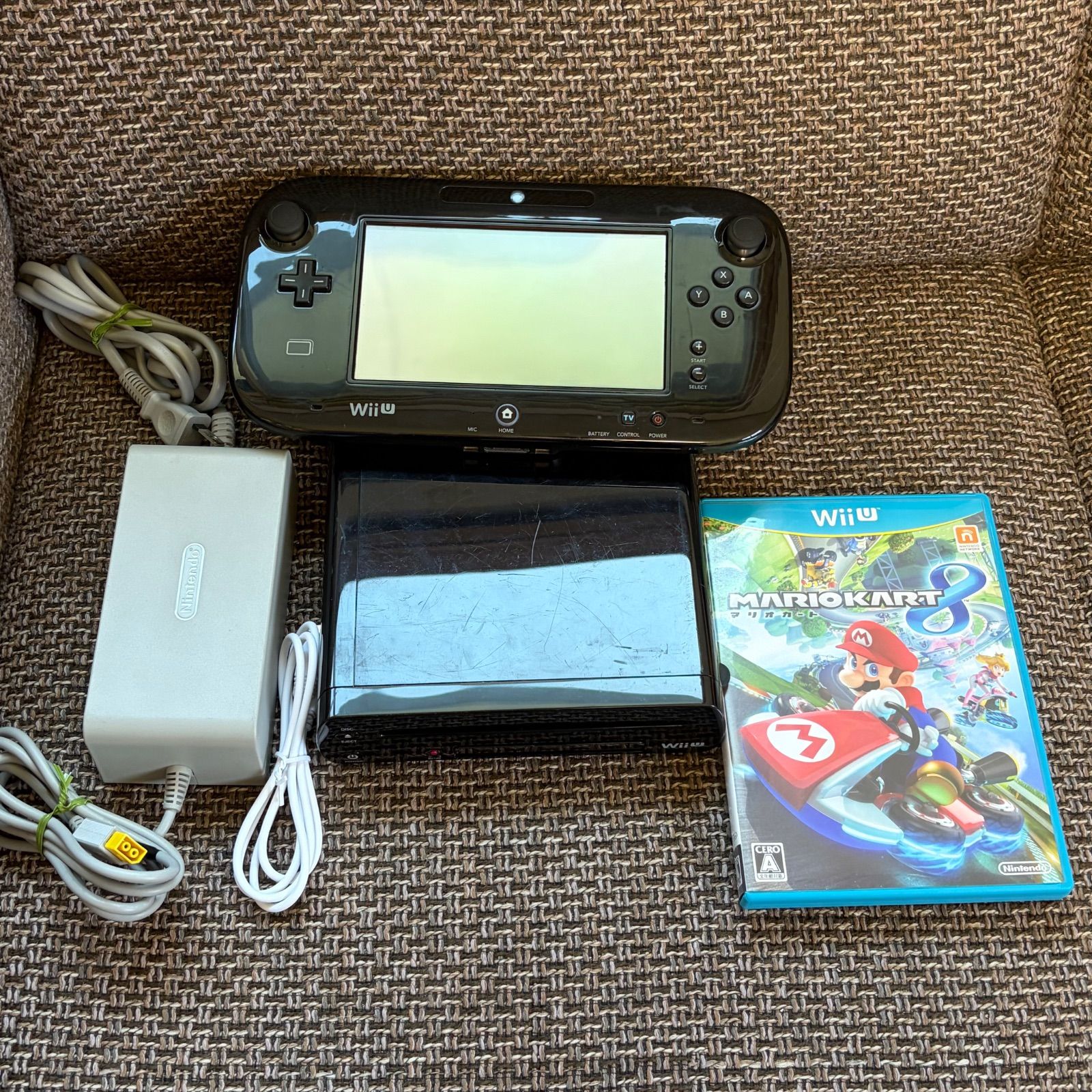 Nintendo Wii U 本体 すぐ遊べるセット マリオカート8付き 32GB