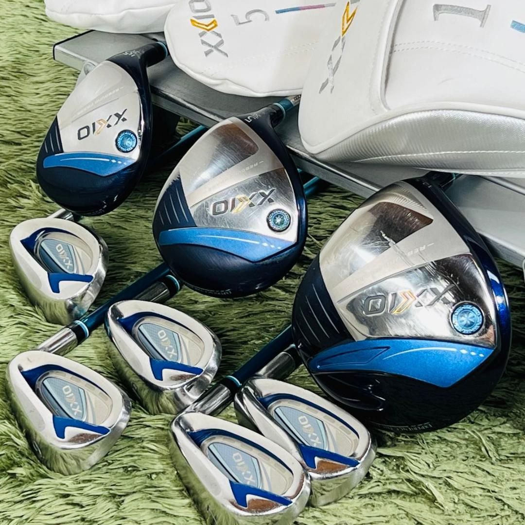 【中古】ゼクシオ 13代目 MP1300L フルセット 8本セット レディースゴルフ 初心者 大人気 XXIO DUNLOP ダンロップ 純正カーボンシャフト 女性 右利き flex A