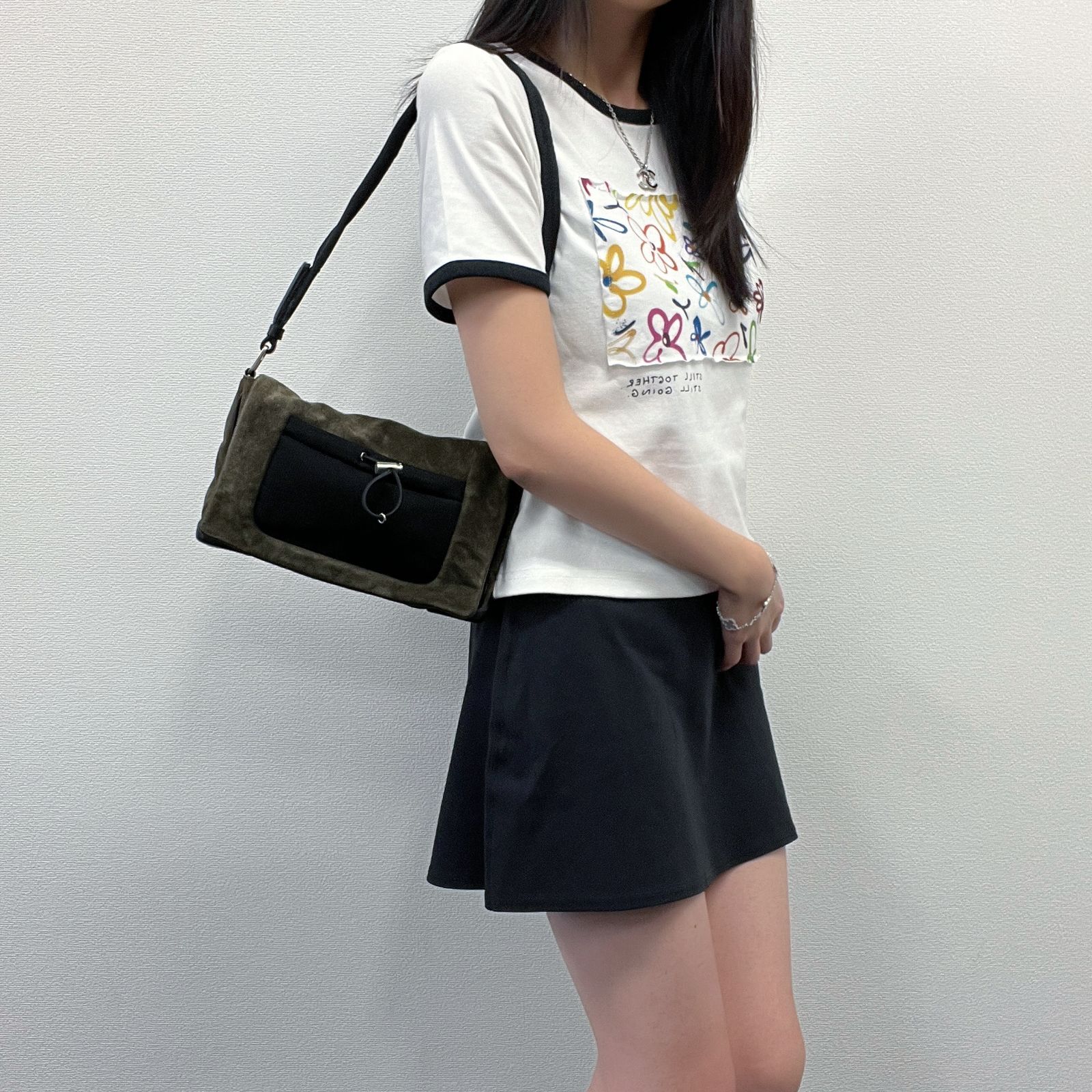 【中古】PRADA プラダ フロントポケット メッセンジャー ショルダーバッグ スエード / ナイロン / レザー カーキ / ブラック 金具シルバー ヴィンテージ レディース HIBUOCHI VINTAGE hboc260716a08