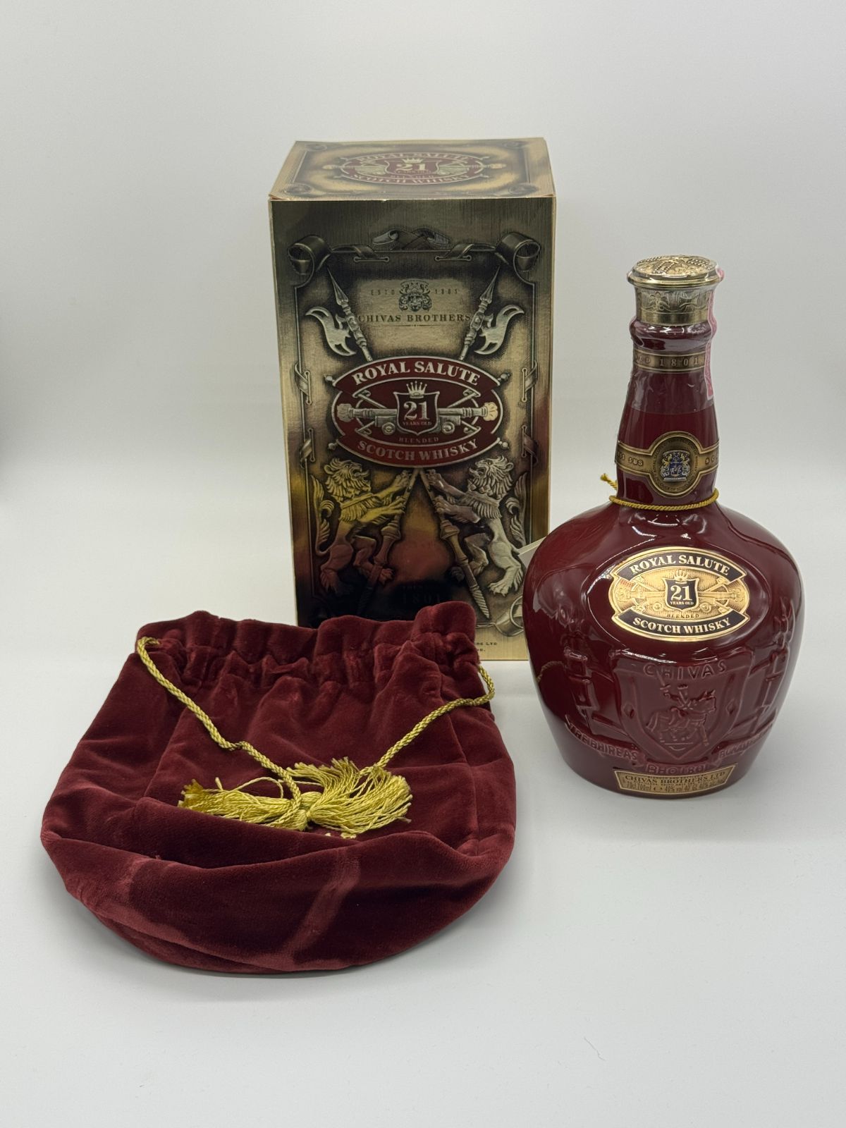 ROYAL SALUTE 21 Years Old ロイヤルサルート 21年 ルビー レッド 赤