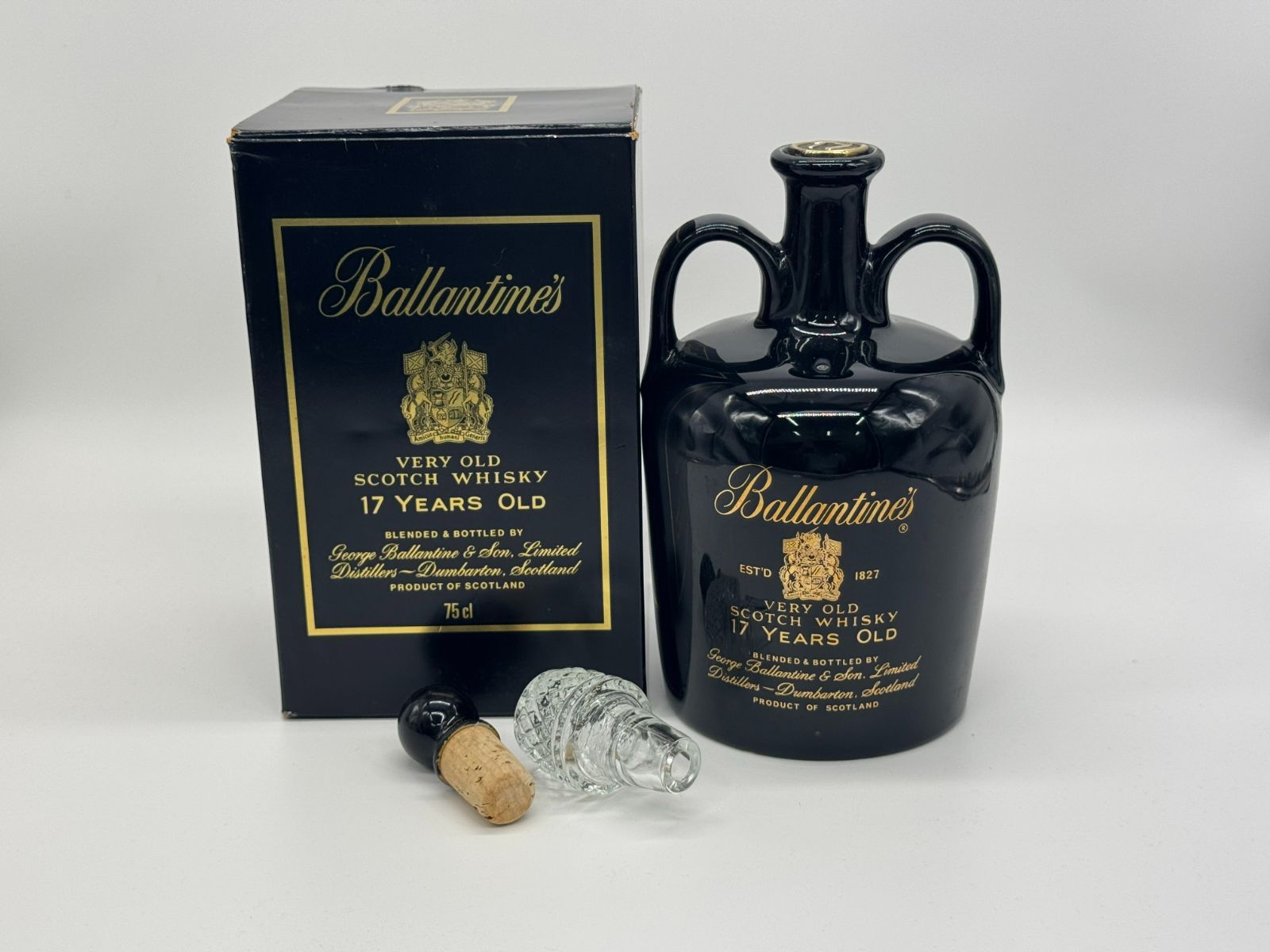 Ballantine's バランタイン 17年 ベリーオールド 黒陶器ボトル 750ml