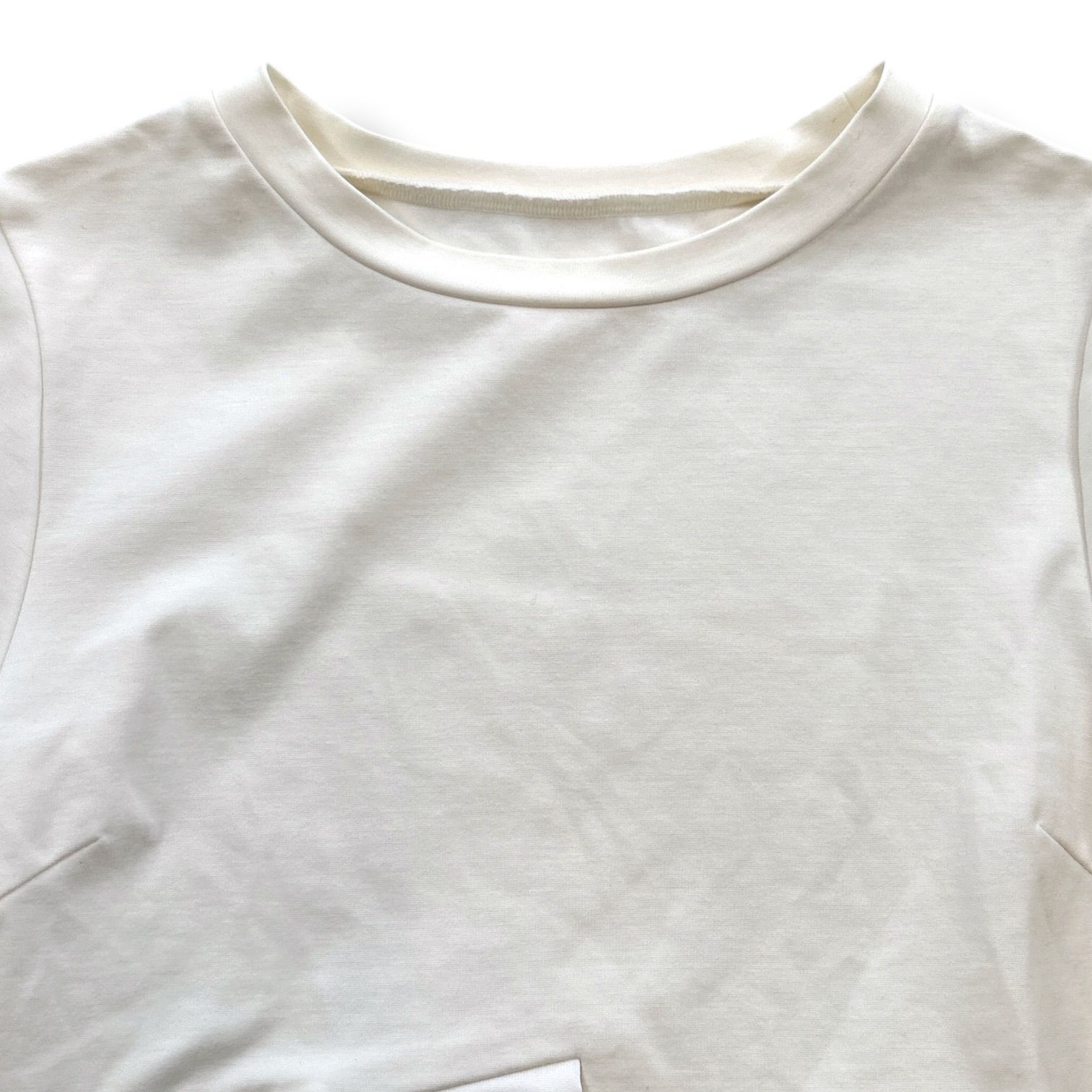 Maison de Dolce. メゾンドドルチェ アシンメトリーTシャツ 半袖