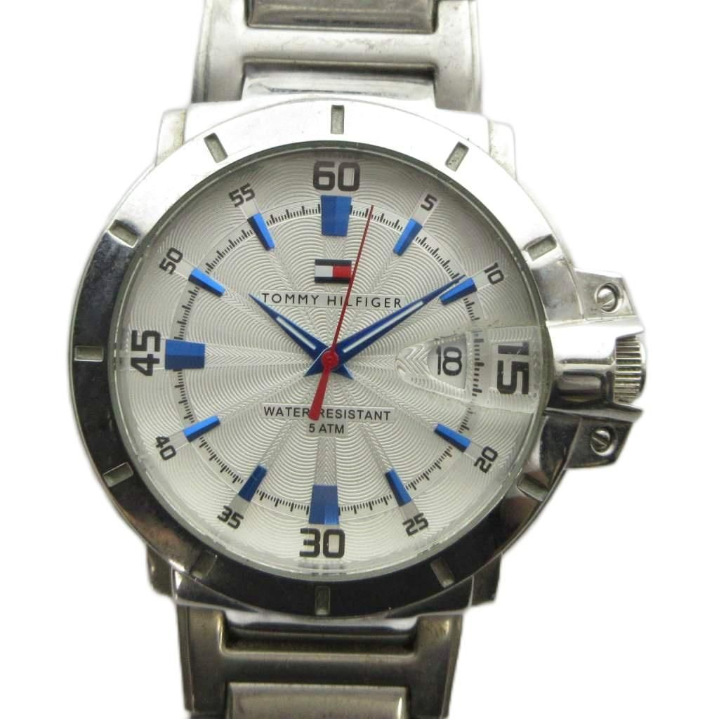 トミーヒルフィガー TOMMY HILFIGER F90267 腕時計 ウォッチ クォーツ カレンダー付き 白文字盤 シルバー色 ■GY11 /MQ