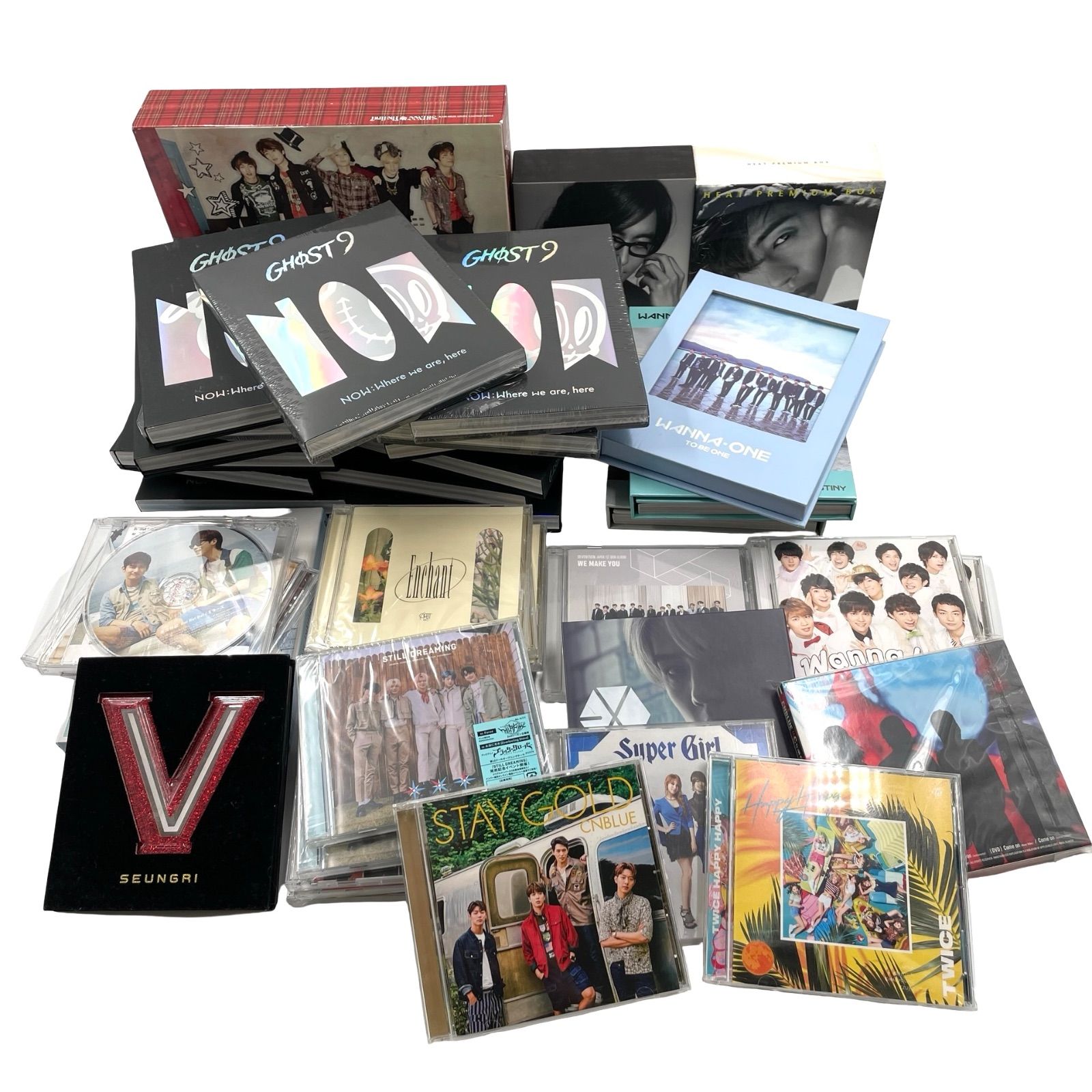 K-POP CD Album Single Bulk Sale TOHOSHINKI KARA GHOST9 Bae Yong Joon Other Case Damaged [BL0722_33]