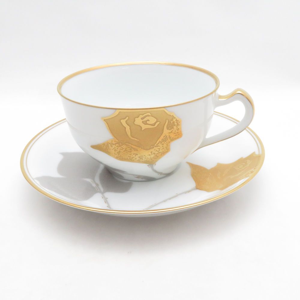 美品 OKURA 大倉陶園 金蝕バラ カップ＆ソーサー 薔薇 金彩 ティー コーヒー SM5655P1 美品 OKURA 大倉陶園 金蝕バラ カップ＆ソーサー 薔薇 金彩 ティー