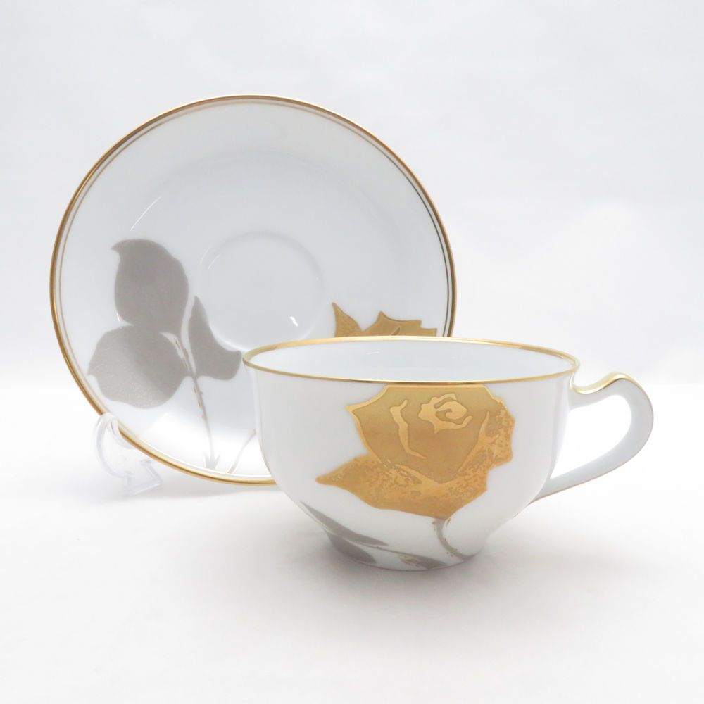 美品 OKURA 大倉陶園 金蝕バラ カップ＆ソーサー 薔薇 金彩 ティー