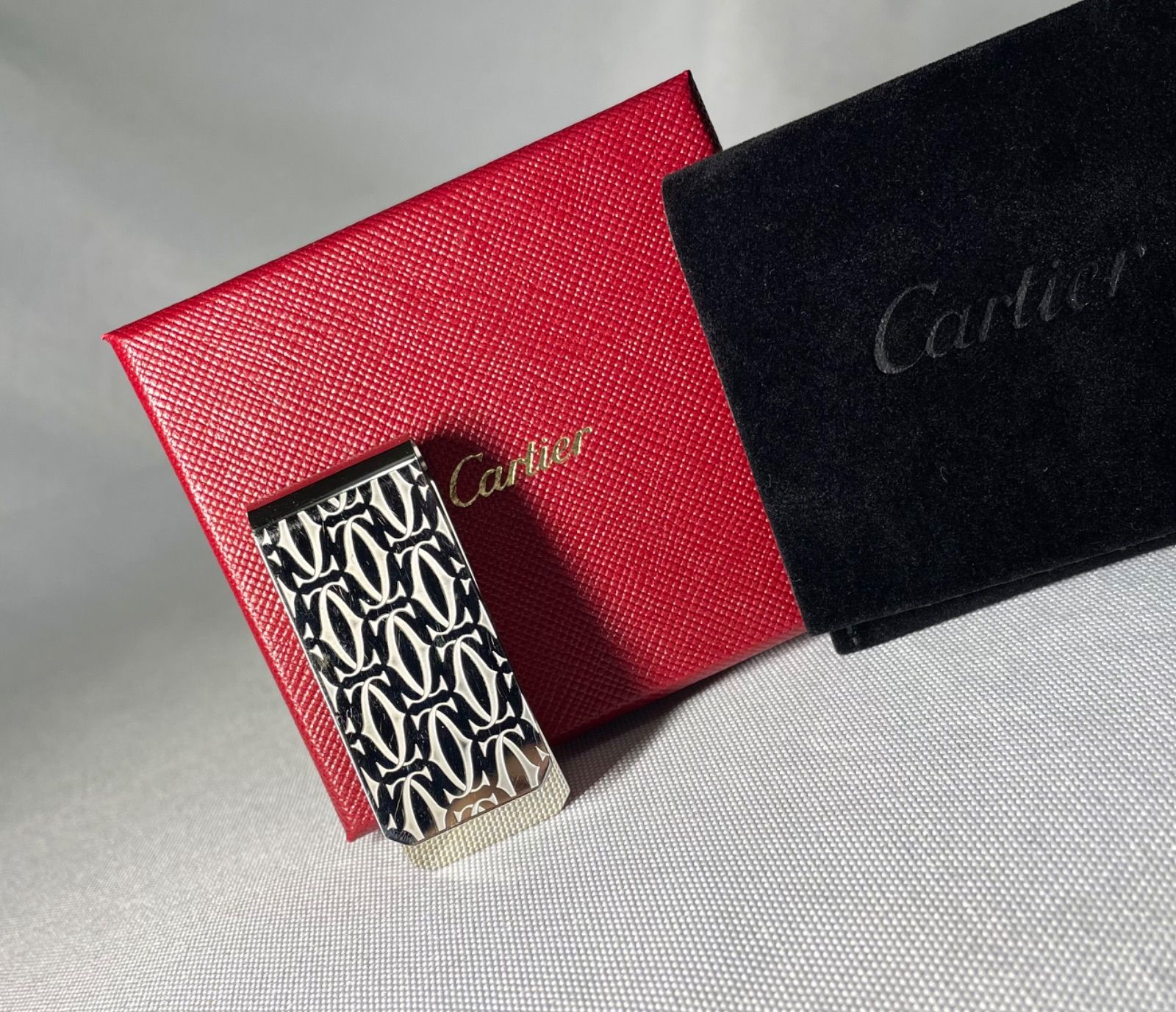 美品 Cartier C ドゥ カルティエ デコール マルチロゴマネークリップ シルバー 札挟み ウォレット 財布 キャッシュレス 美品 Cartier C ドゥ カルティエ デコール マルチロゴマネークリップ