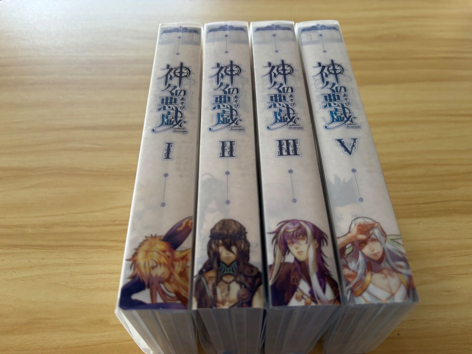 中古][DVD] 神々の悪戯 (アニメイト限定初回版)(Ⅰ～Ⅲ、Ⅴ) 4巻セット