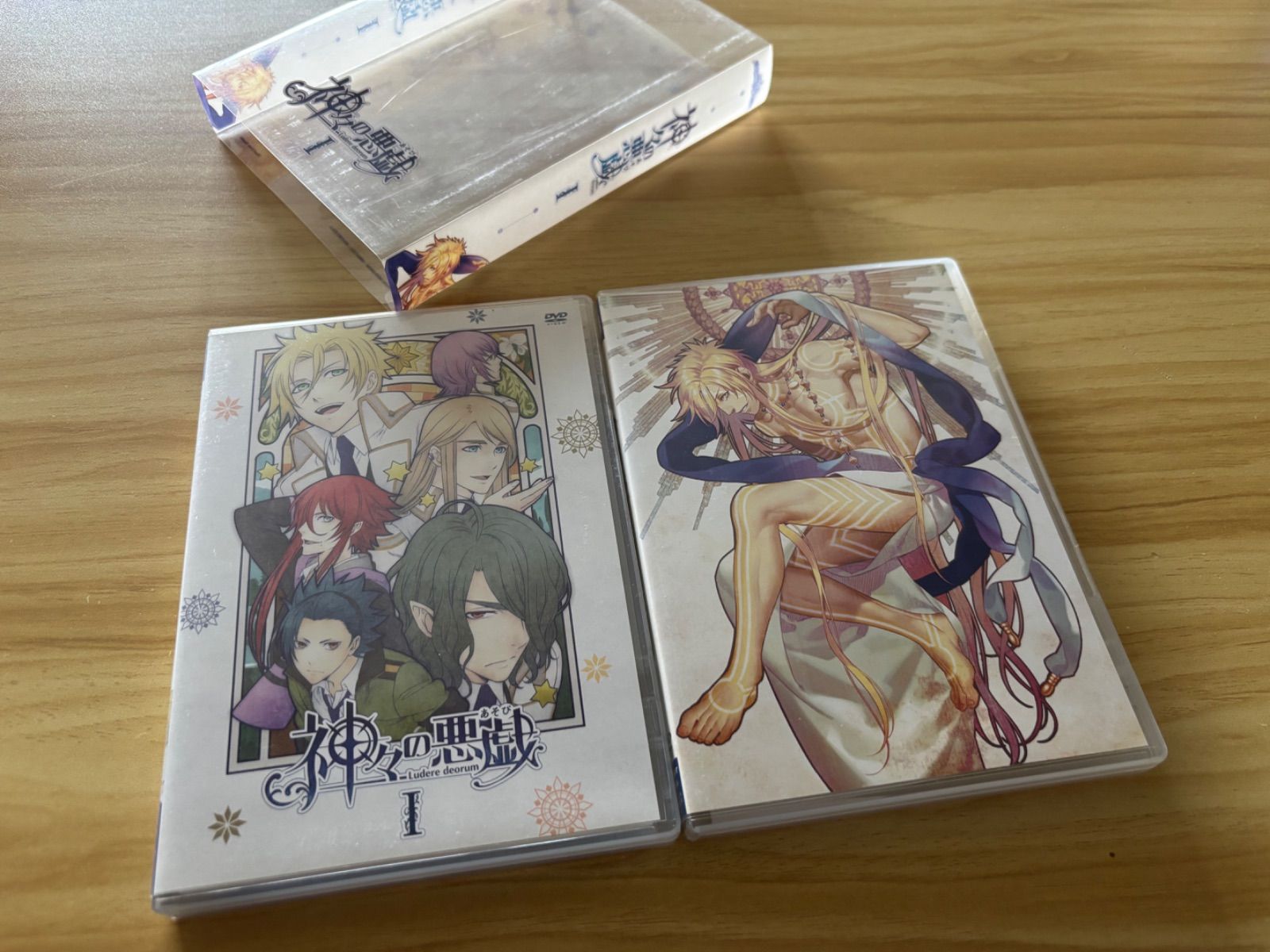 中古][DVD] 神々の悪戯 (アニメイト限定初回版)(Ⅰ～Ⅲ、Ⅴ) 4巻セット