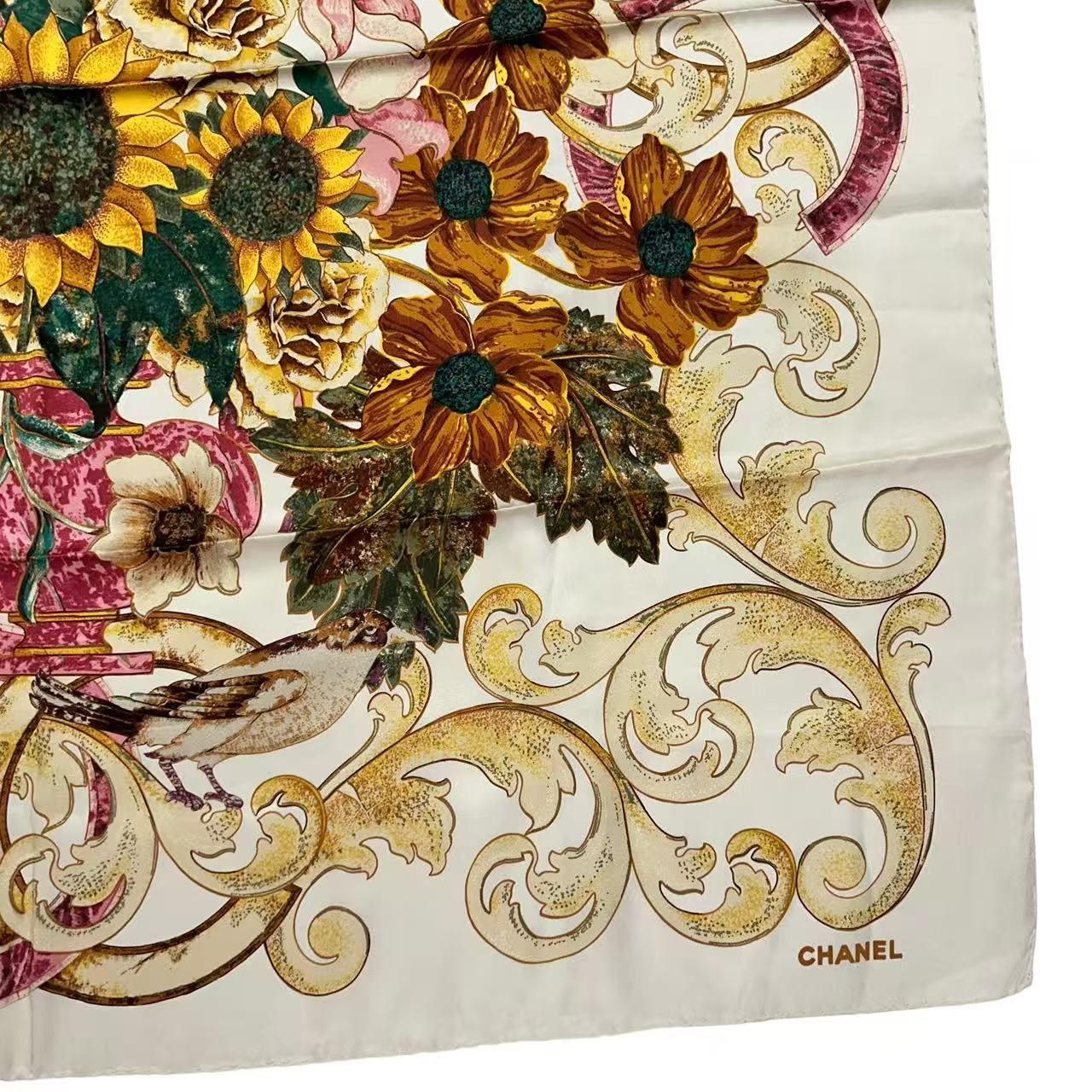美品 CHANEL シャネル スカーフ ひまわり柄 シルク マルチカラー