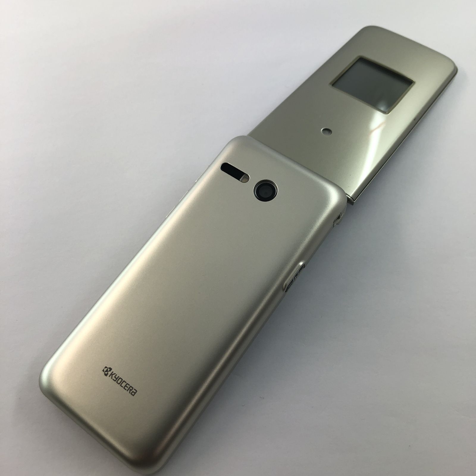 かんたんケータイ　KYF41 良品】KYF41/かんたんケータイ/354208251015682 - メルカリ